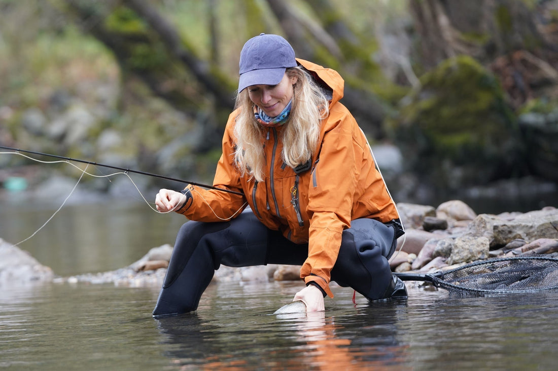Barbless Mosquito Classic Trout Dry Fly – Size 14 (6 Flies)